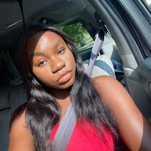 Meet your Posher, Jaline